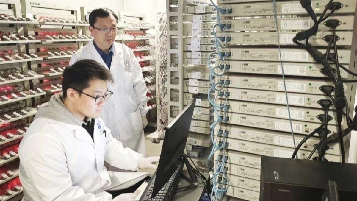 baterai mobil listrik dari plastik hasil riset ilmuwan China